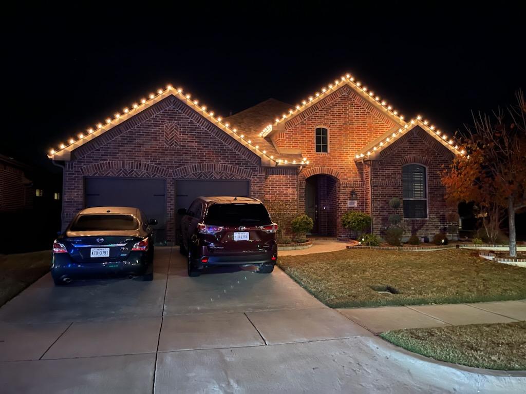 Christmas And Holiday Light Install